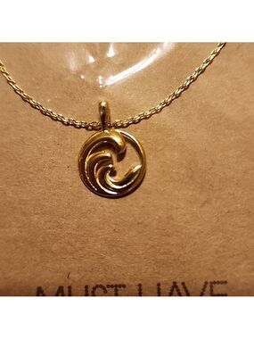 WAVE Petite Necklace